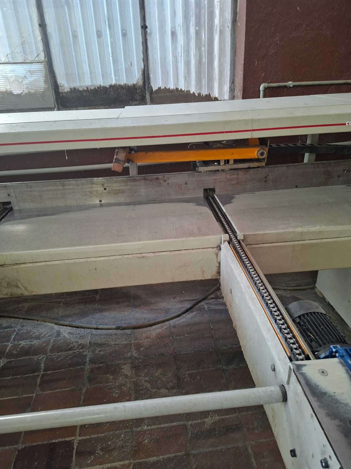 Pilarka Cursal TRSI 7000 AP (2014)